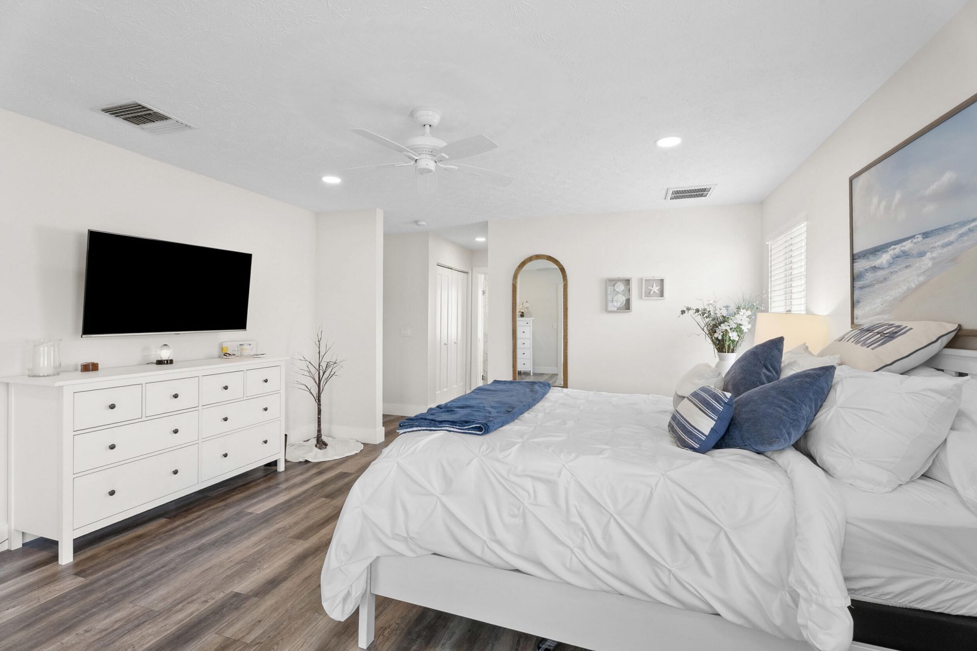 701 SE Dolphin Drive, Stuart, FL 34996 Photo