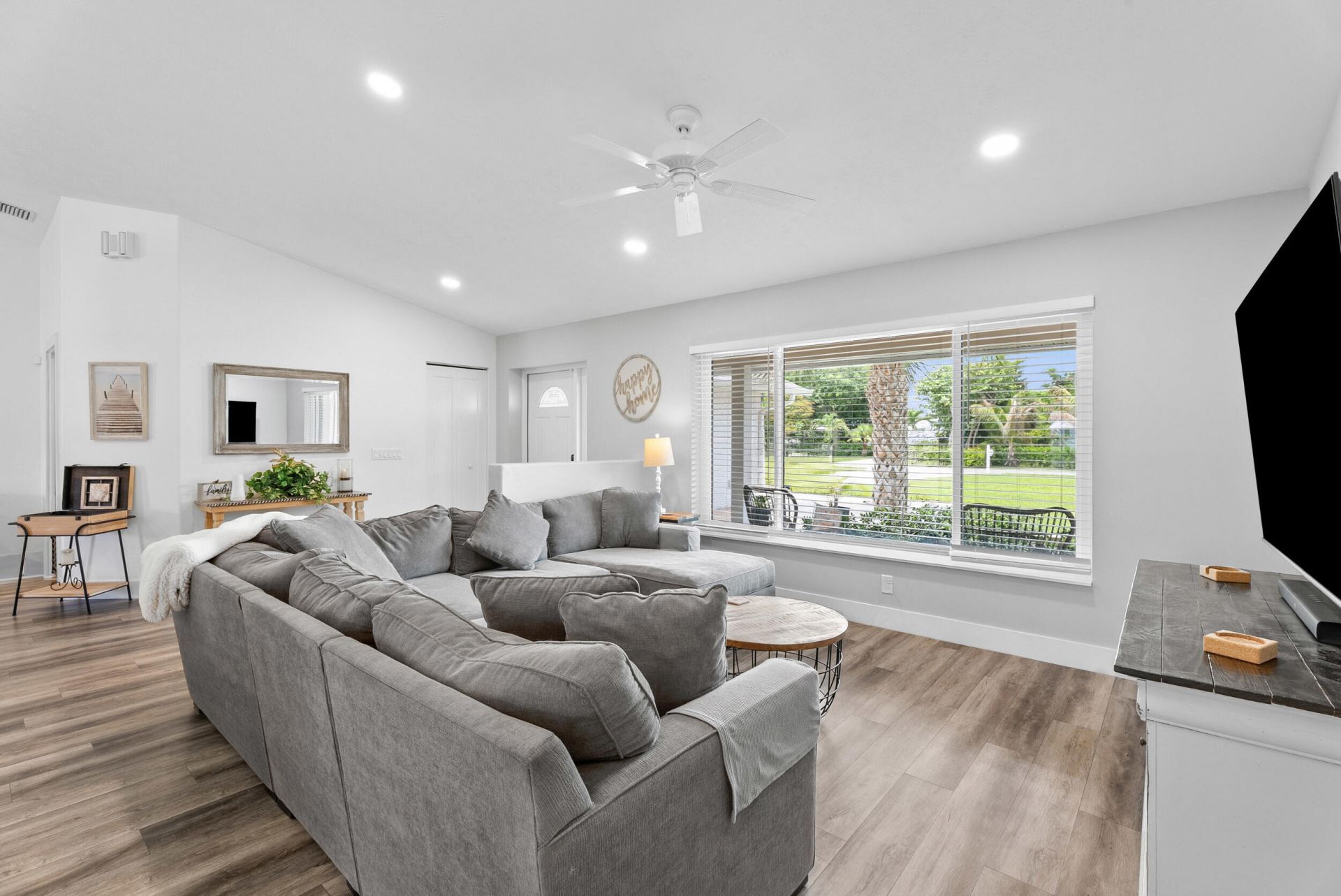 701 SE Dolphin Drive, Stuart, FL 34996 Photo