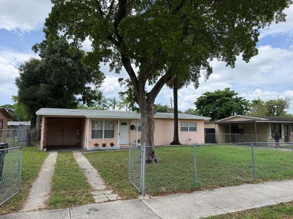 804 SW 24th Avenue, Fort Lauderdale, FL 33312