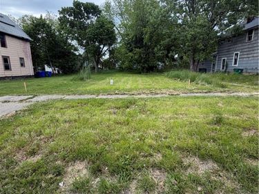 1118 Niagara Avenue, Niagara Falls, NY 14305