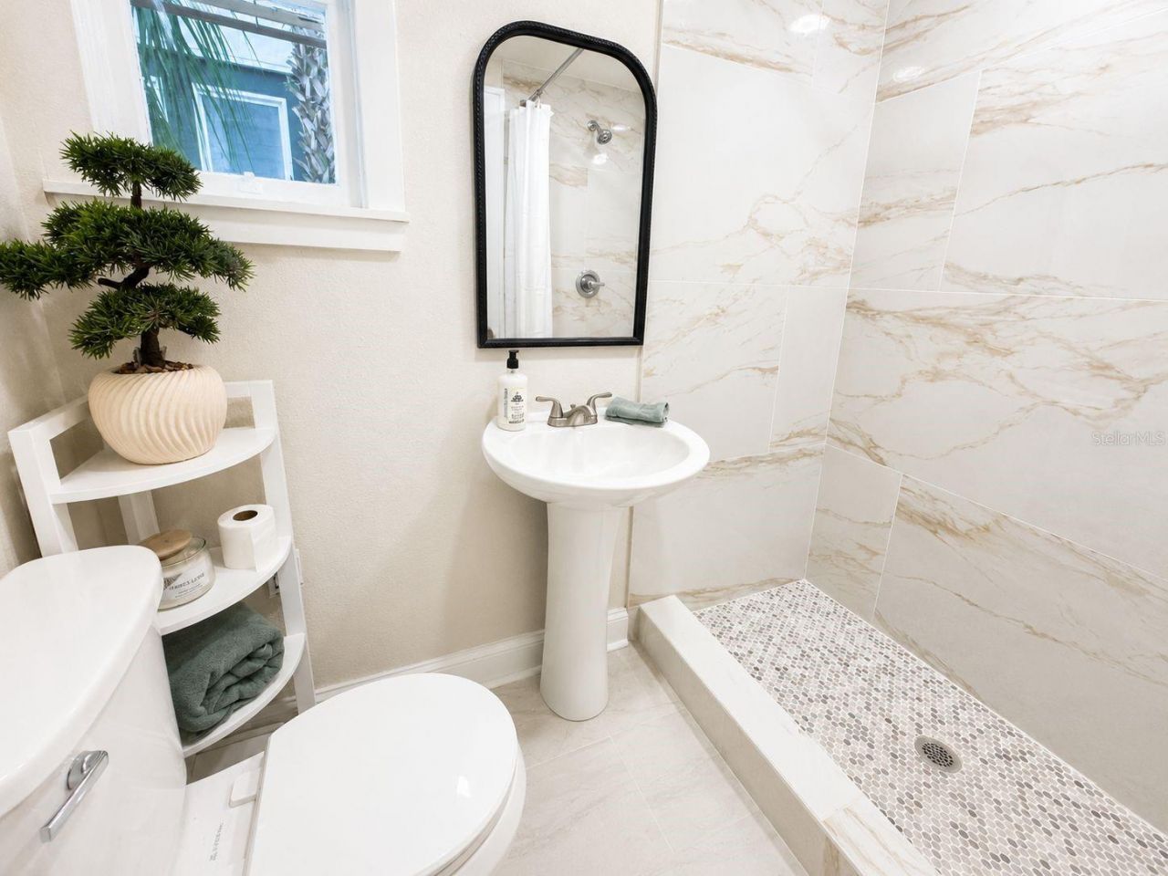 824 6th Street N, Unit 2, Saint Petersburg, FL 33701 Photo