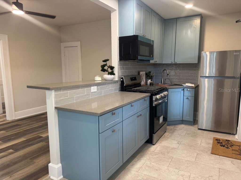 824 6th Street N, Unit 2, Saint Petersburg, FL 33701 Photo