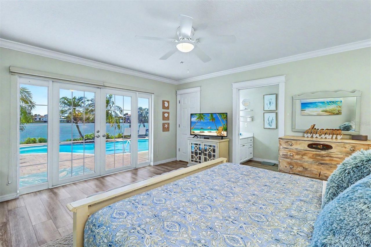 495 Harbor Drive S, Indian Rocks Beach, FL 33785 Photo