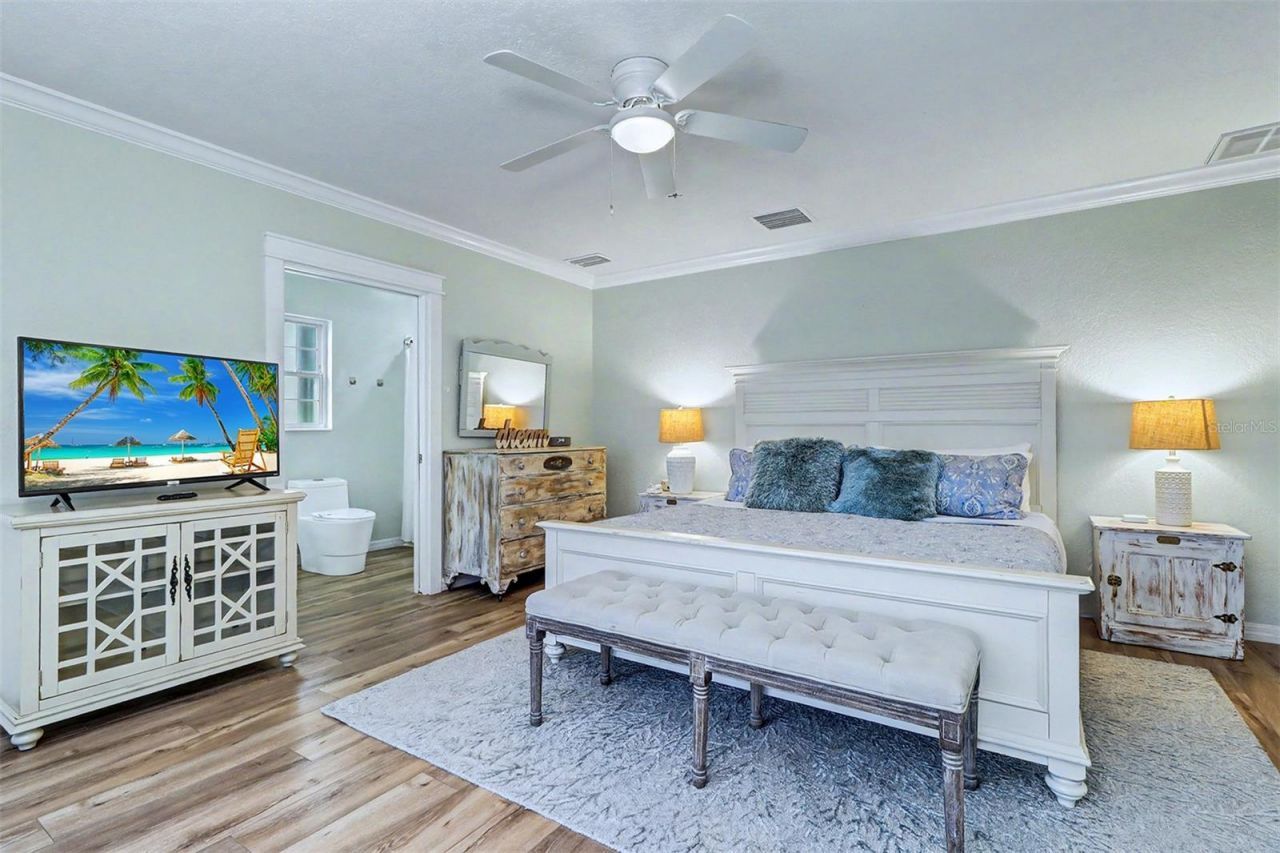 495 Harbor Drive S, Indian Rocks Beach, FL 33785 Photo