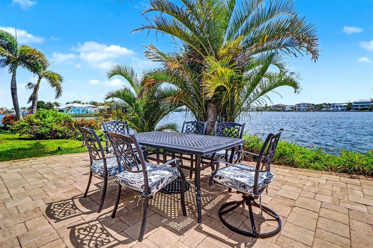 495 Harbor Drive S, Indian Rocks Beach, FL 33785 Photo