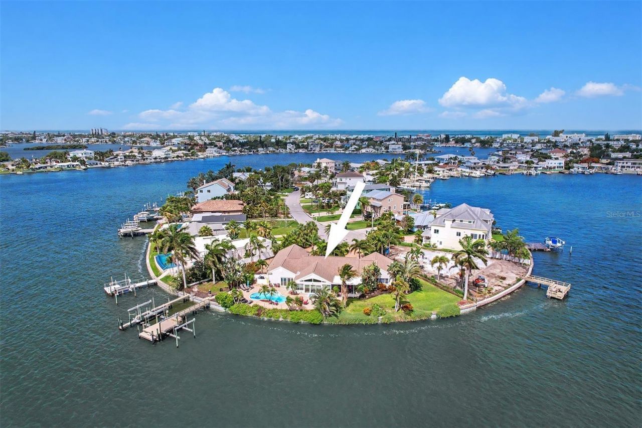 495 Harbor Drive S, Indian Rocks Beach, FL 33785 Photo