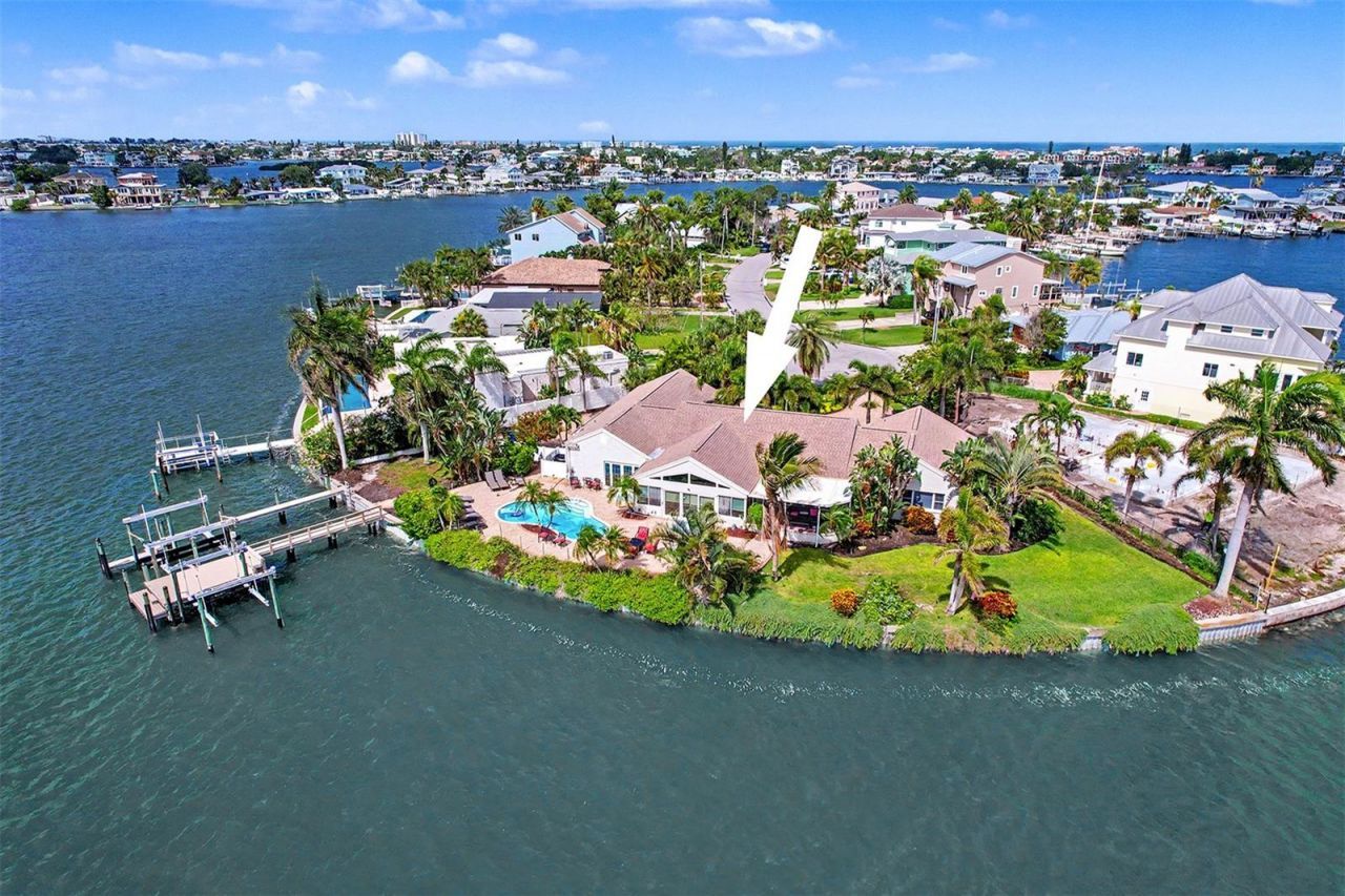495 Harbor Drive S, Indian Rocks Beach, FL 33785 Photo