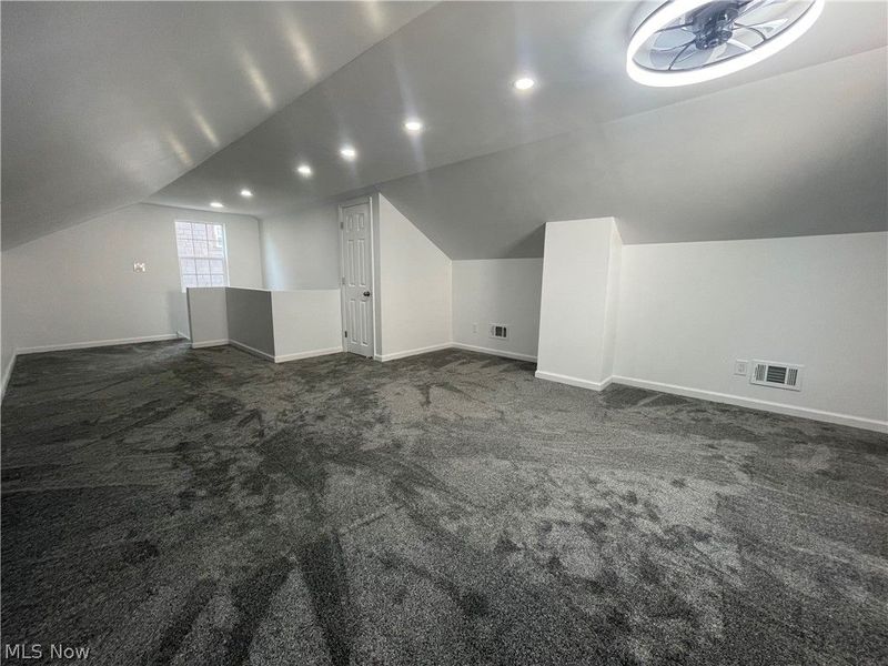 7915 Snow Road, Parma, OH 44129 Photo 23