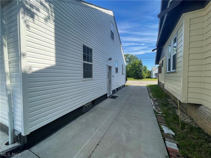 7915 Snow Road, Parma, OH 44129 Photo 42