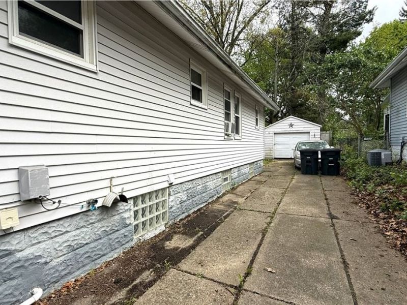 1405 Brandon Avenue , Akron, OH 44305 Photo 5