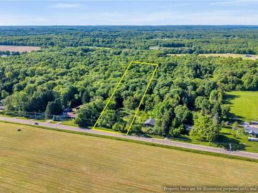 4957 State Route 82, Mantua, OH 44255