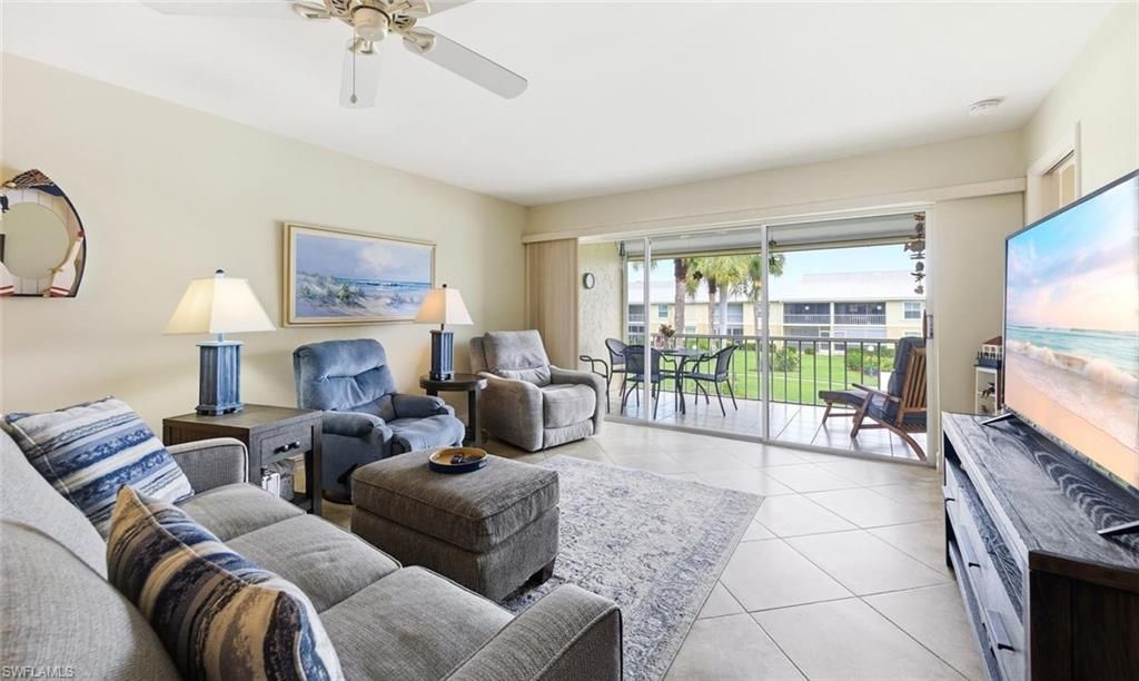 401 Charlemagne Blvd, Unit A205, Naples, FL 34112 Photo