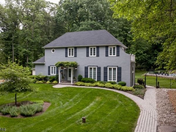 53 Rittenhouse Rd, Delaware, NJ 08559