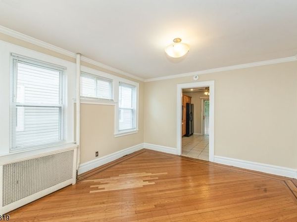 85 Jacoby St, Maplewood, NJ 07040