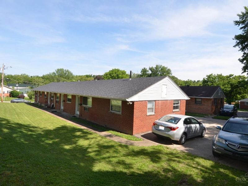 7205 Longfield Drive, Madeira, OH 45243 Photo 2
