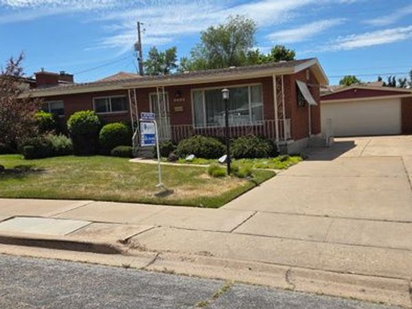 2033 W 5850 S, Roy, UT 84067