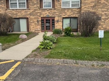 1001 11th Avenue S, Unit 5, Hopkins, MN 55343