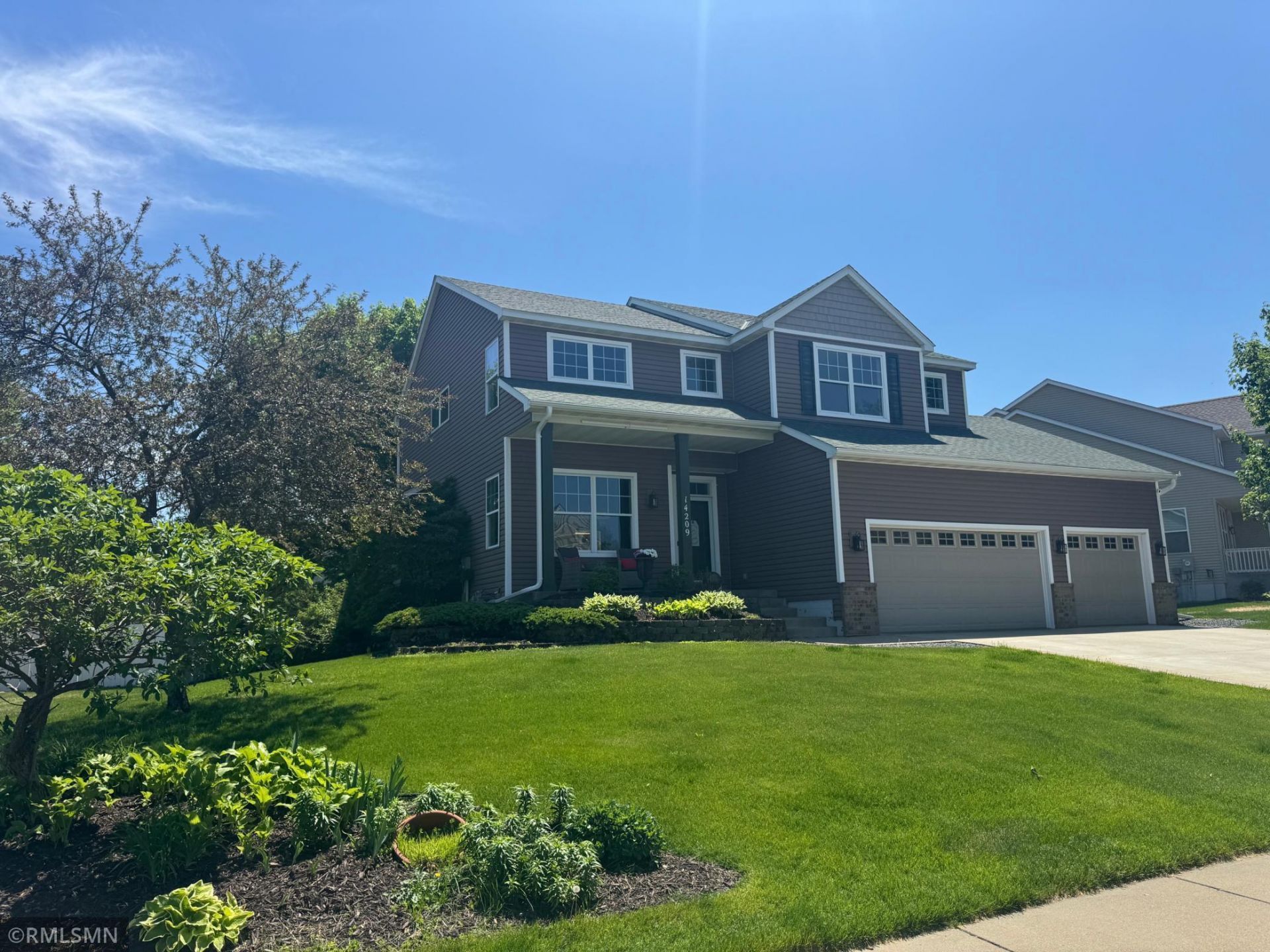 14209 Bayberry Trail, Rosemount, MN 55068