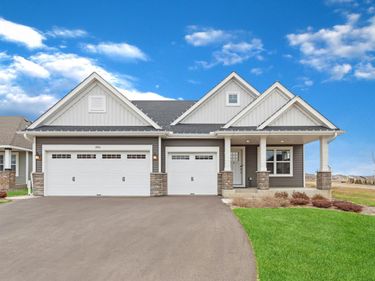 1905 Arbor Lane, Carver, MN 55315