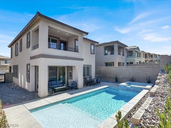 12340 Harbor Isle Avenue , Las Vegas, NV 89138