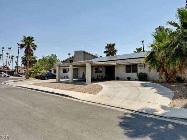 1951 Papago Lane , Las Vegas, NV 89169