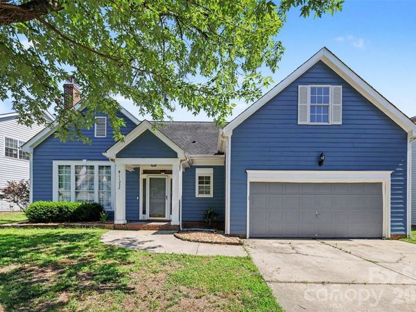 11232 Laurel View Drive, Charlotte, NC 28273