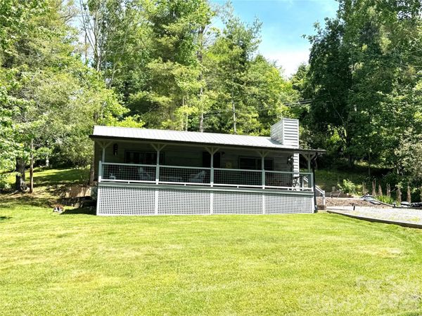 175 Village Lane , Mars Hill, NC 28754