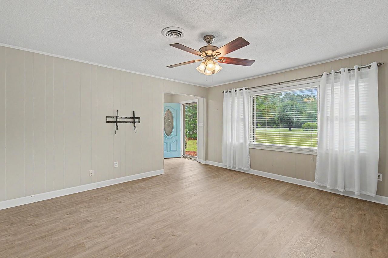 111 Tallahassee Rd. Photo 10