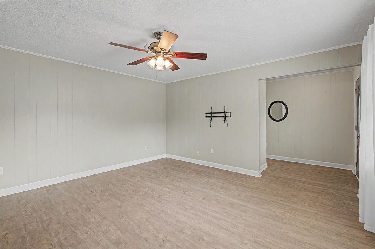111 Tallahassee Rd. Photo 11