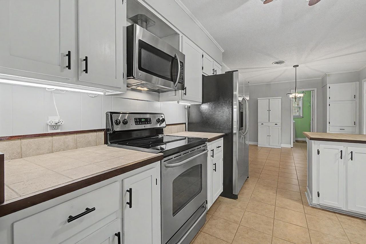 111 Tallahassee Rd. Photo 14