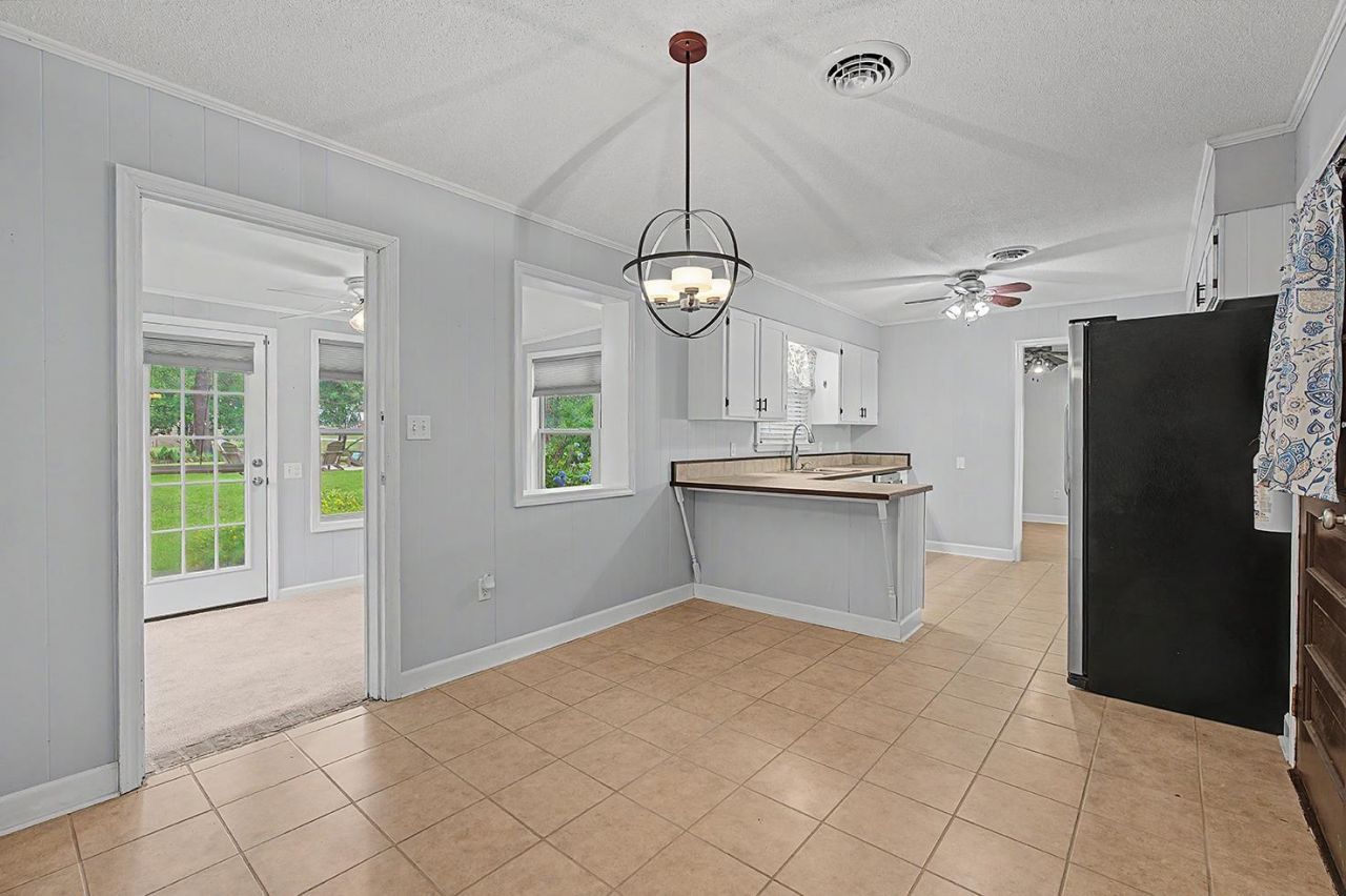 111 Tallahassee Rd. Photo 21