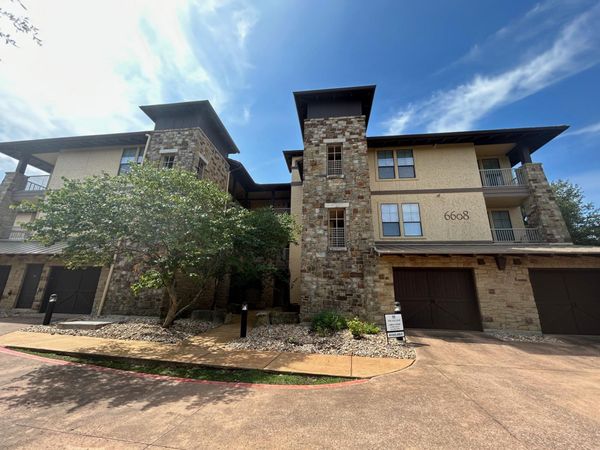 6608 Lantern View DR , Unit 202, Leander, TX 78645