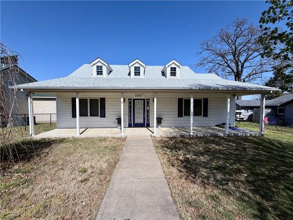 25831 621 Road , Grove, OK 74344