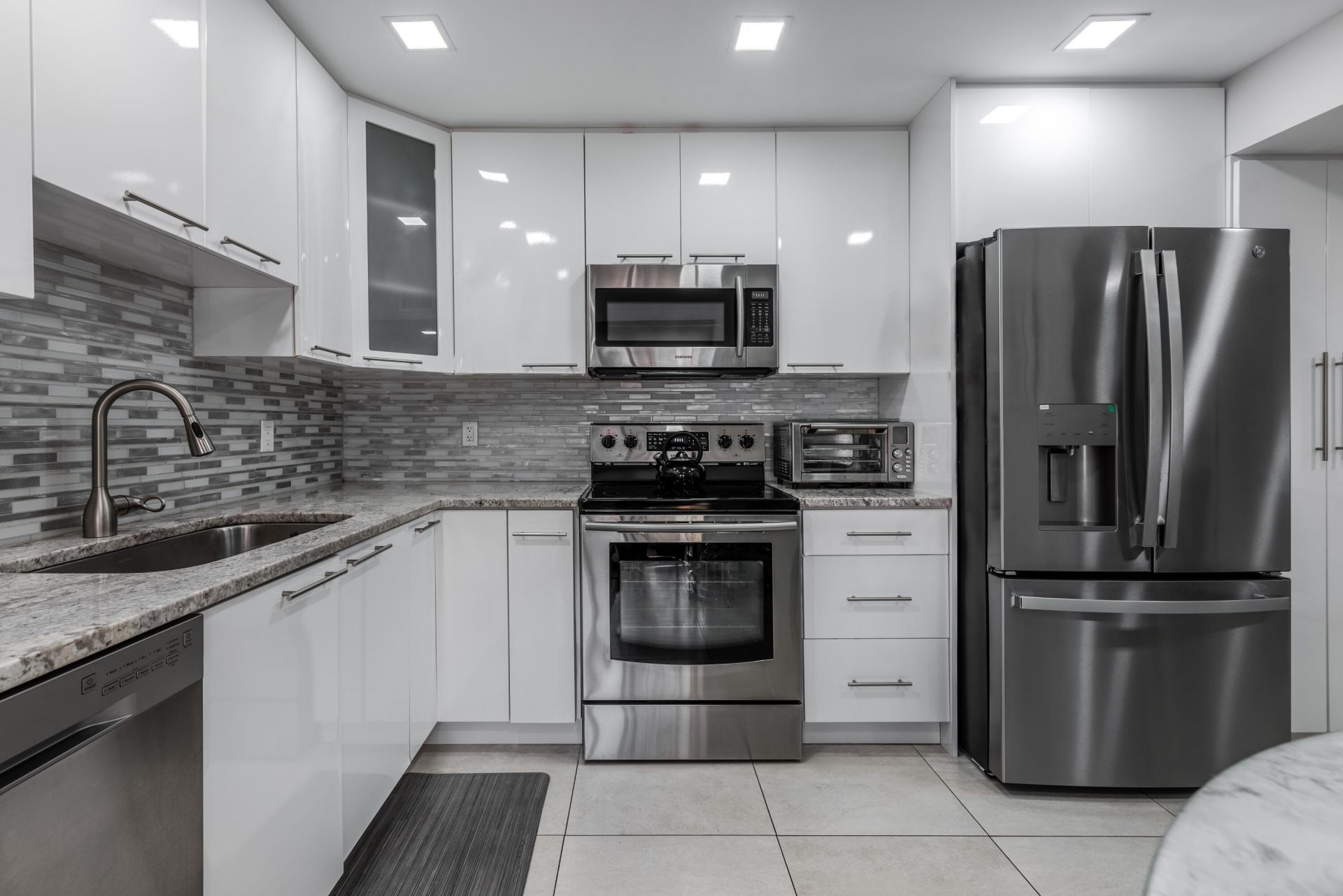 7509 Glendevon Lane, Unit 1002, Delray Beach, FL 33446 Photo