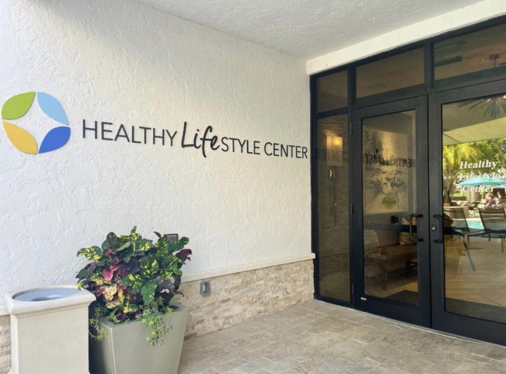 7509 Glendevon Lane, Unit 1002, Delray Beach, FL 33446 Photo