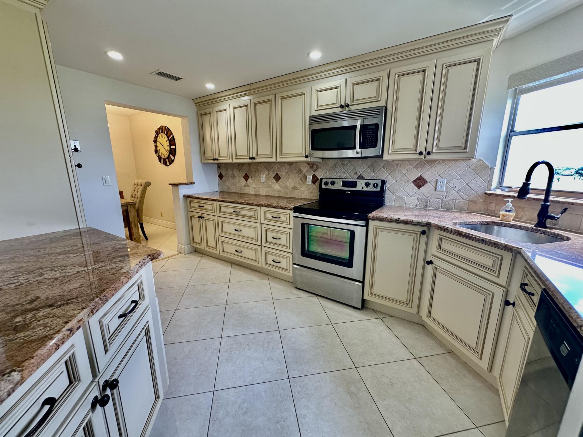 3661 Via Poinciana, Greenacres, FL 33467 Photo