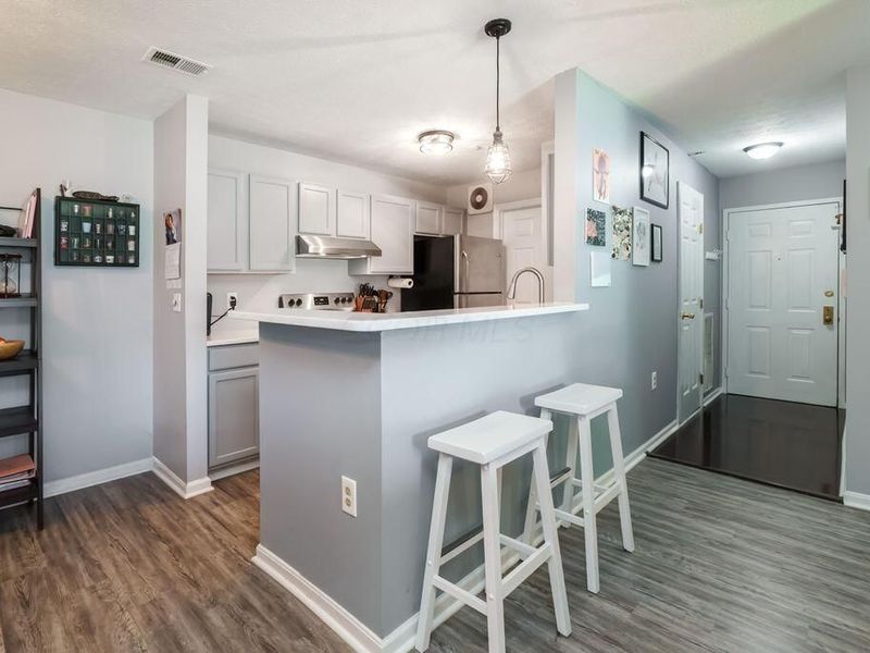 6767 Meadow Creek Drive , Unit 101, Columbus, OH 43235 Photo 10