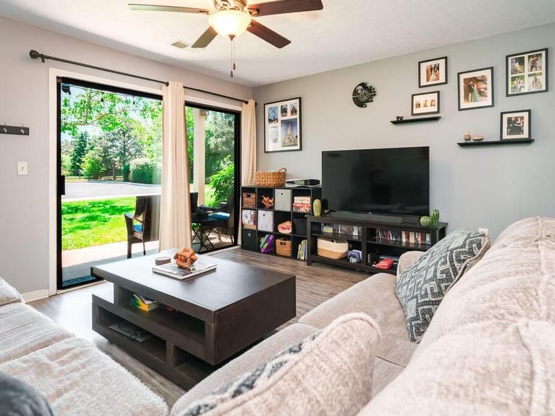 6767 Meadow Creek Drive , Unit 101, Columbus, OH 43235 Photo 5