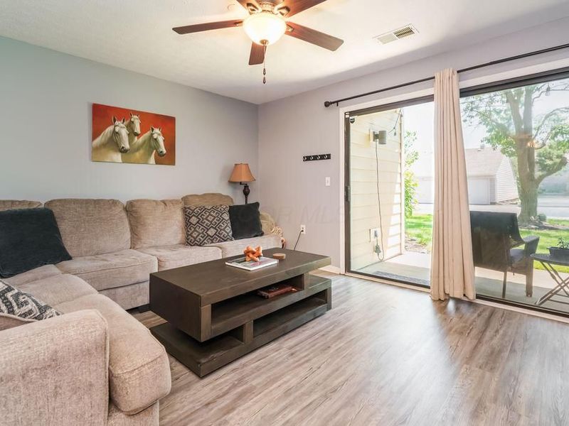 6767 Meadow Creek Drive , Unit 101, Columbus, OH 43235 Photo 6