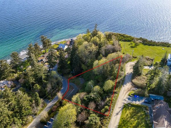 1551 Kye Bay Rd , Comox, BC V9M 3T7