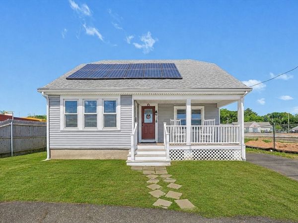 759 Newport Ave, Attleboro, MA 02703