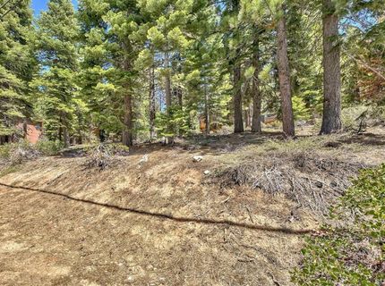 1933 Apalachee Drive, South Lake Tahoe, CA 96150 Photo