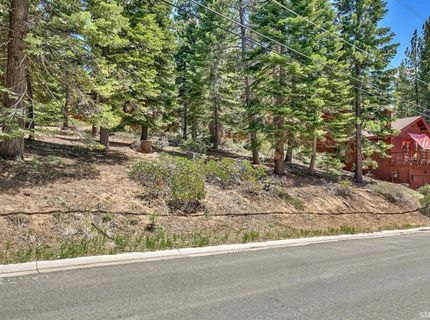 1933 Apalachee Drive, South Lake Tahoe, CA 96150 Photo