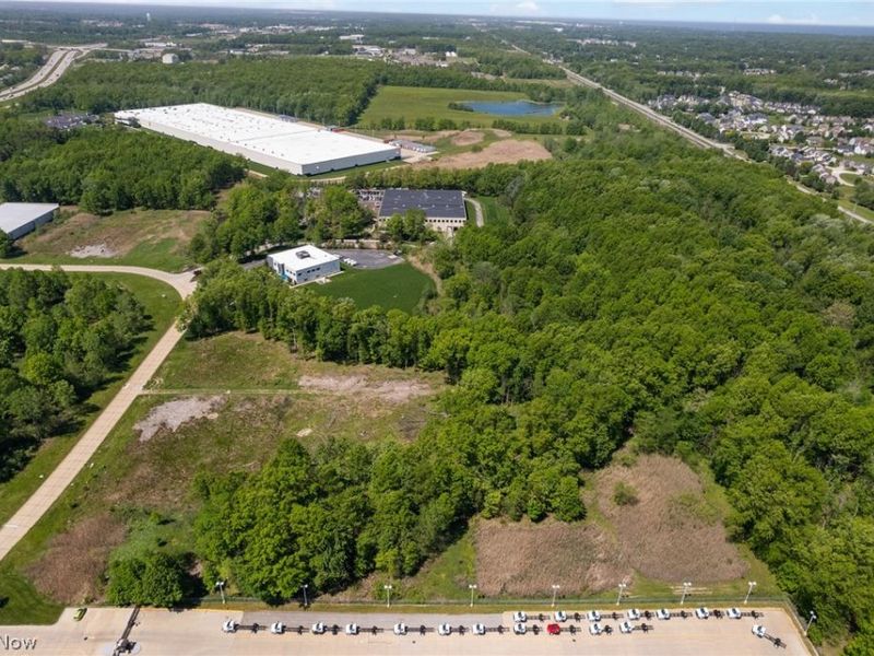 Clemens Road , Westlake, OH 44145 Photo 14