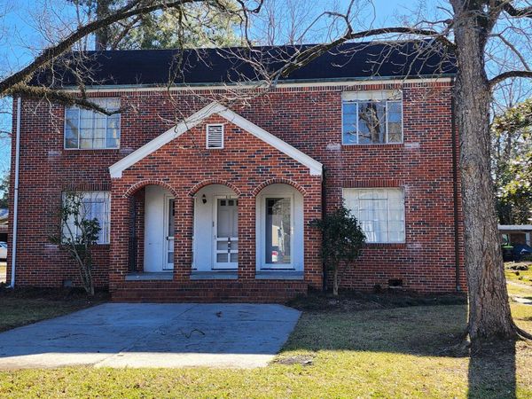 112 E Calhoun Street , Whiteville, NC 28472