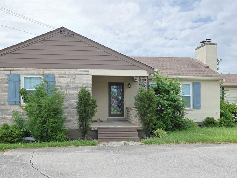 9452 Cincinnati Columbus Road, West Chester, OH 45241 Photo 5