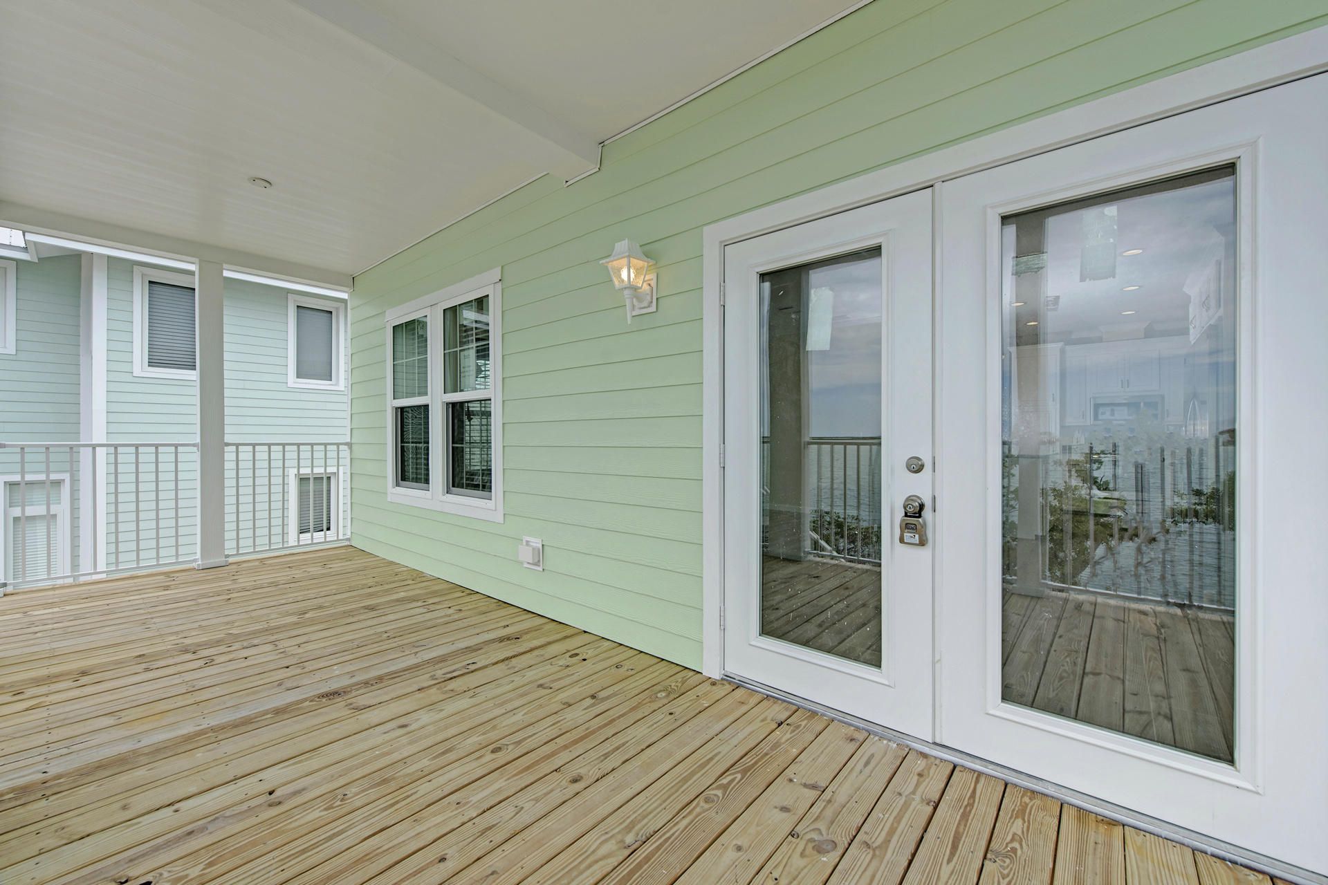 21 E Circle Drive, Unit B, Saddle Bunch, FL 33040 Photo