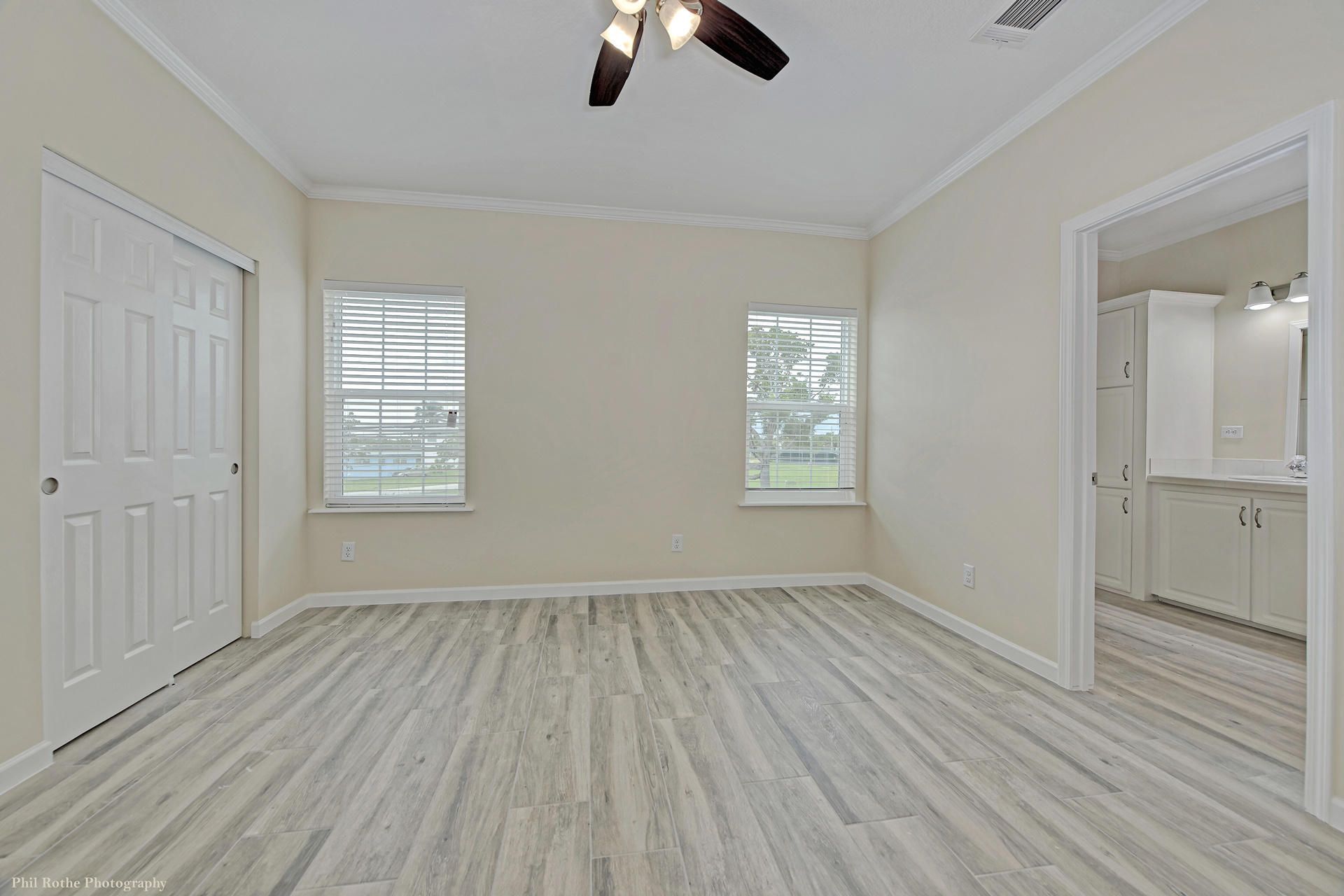 21 E Circle Drive, Unit B, Saddle Bunch, FL 33040 Photo