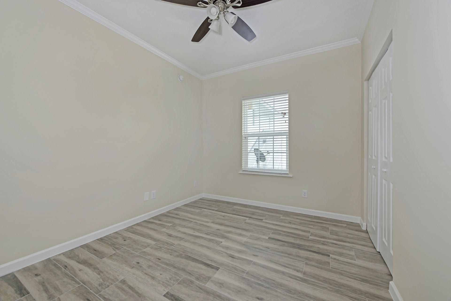 21 E Circle Drive, Unit B, Saddle Bunch, FL 33040 Photo