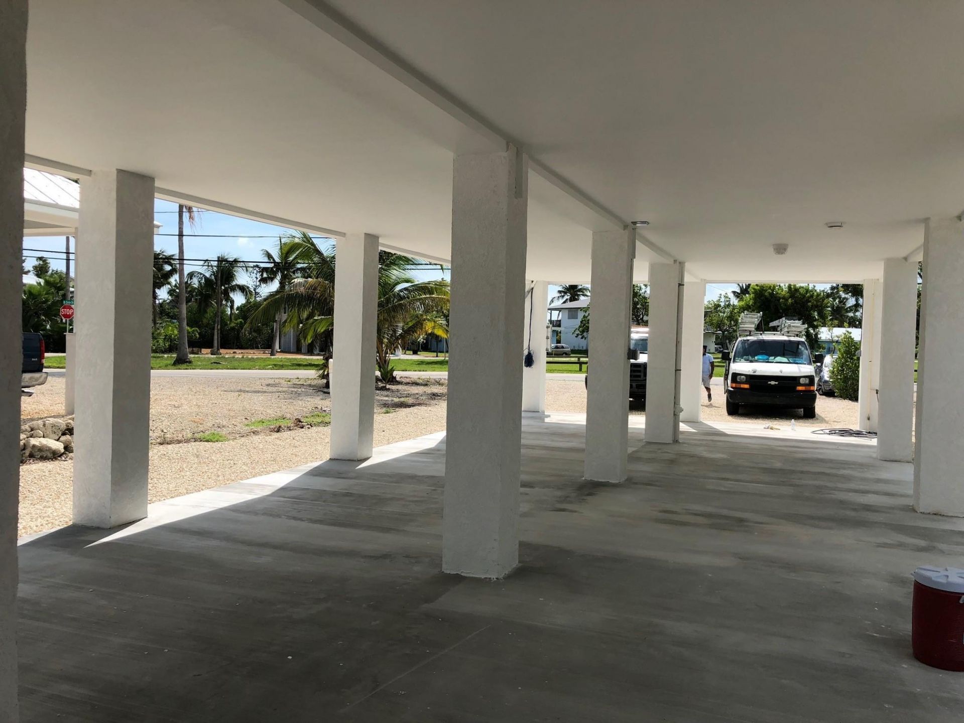 21 E Circle Drive, Unit B, Saddle Bunch, FL 33040 Photo